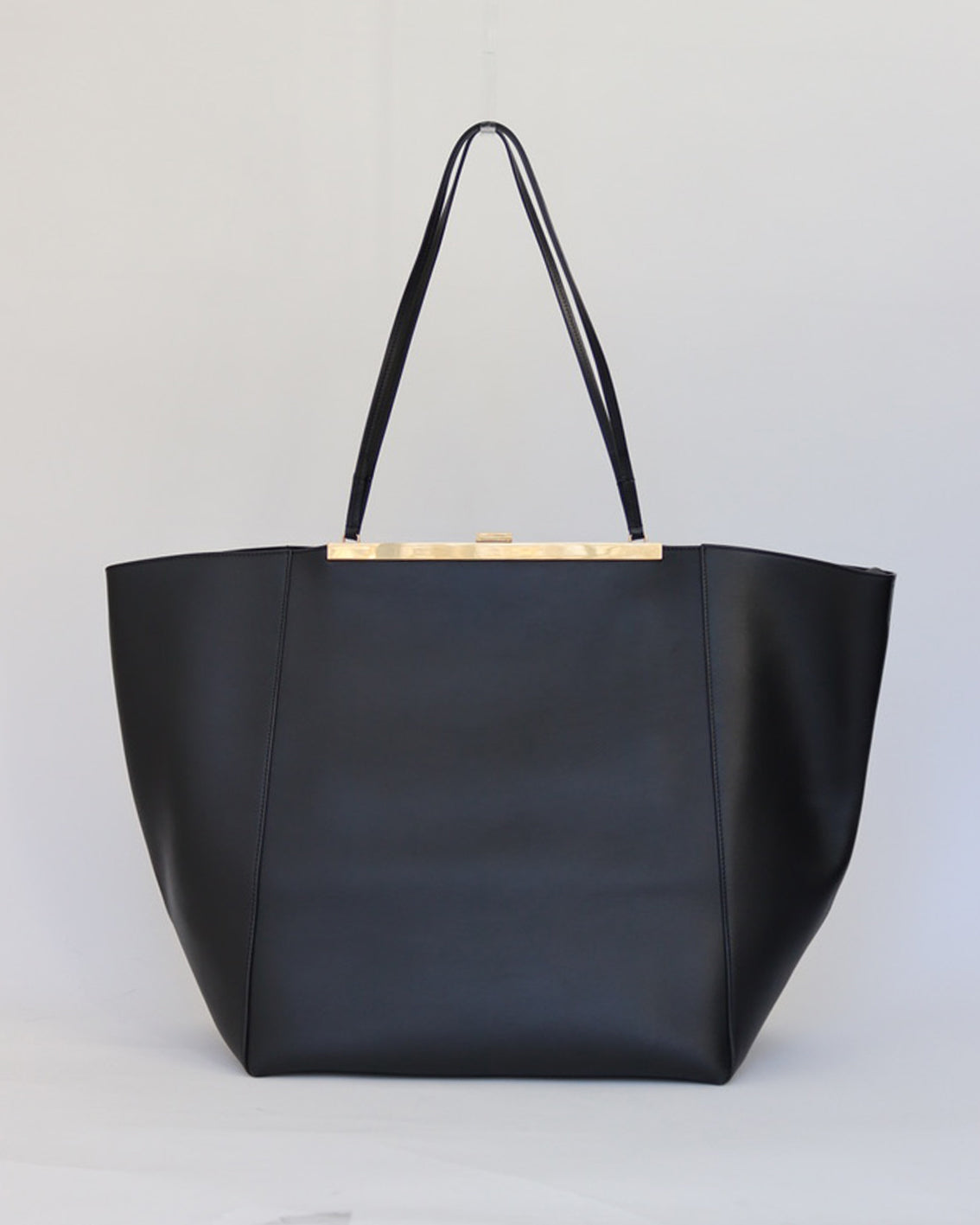 CELINE PHOEBE PHILO S/S 2017 CLASP PHANTOM CABAS IN BLACK LEATHER