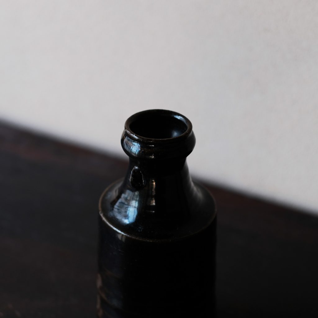 古帖佐焼 鉄釉双耳瓶 | 骨董と詩学 Antique & Poetics | 蛇韻律