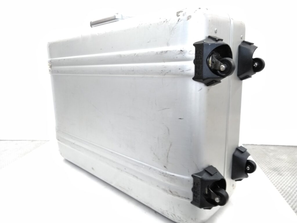 ZEROHARIBURTON・ゼロハリバートン - スーツケースの修理工房 節約塾