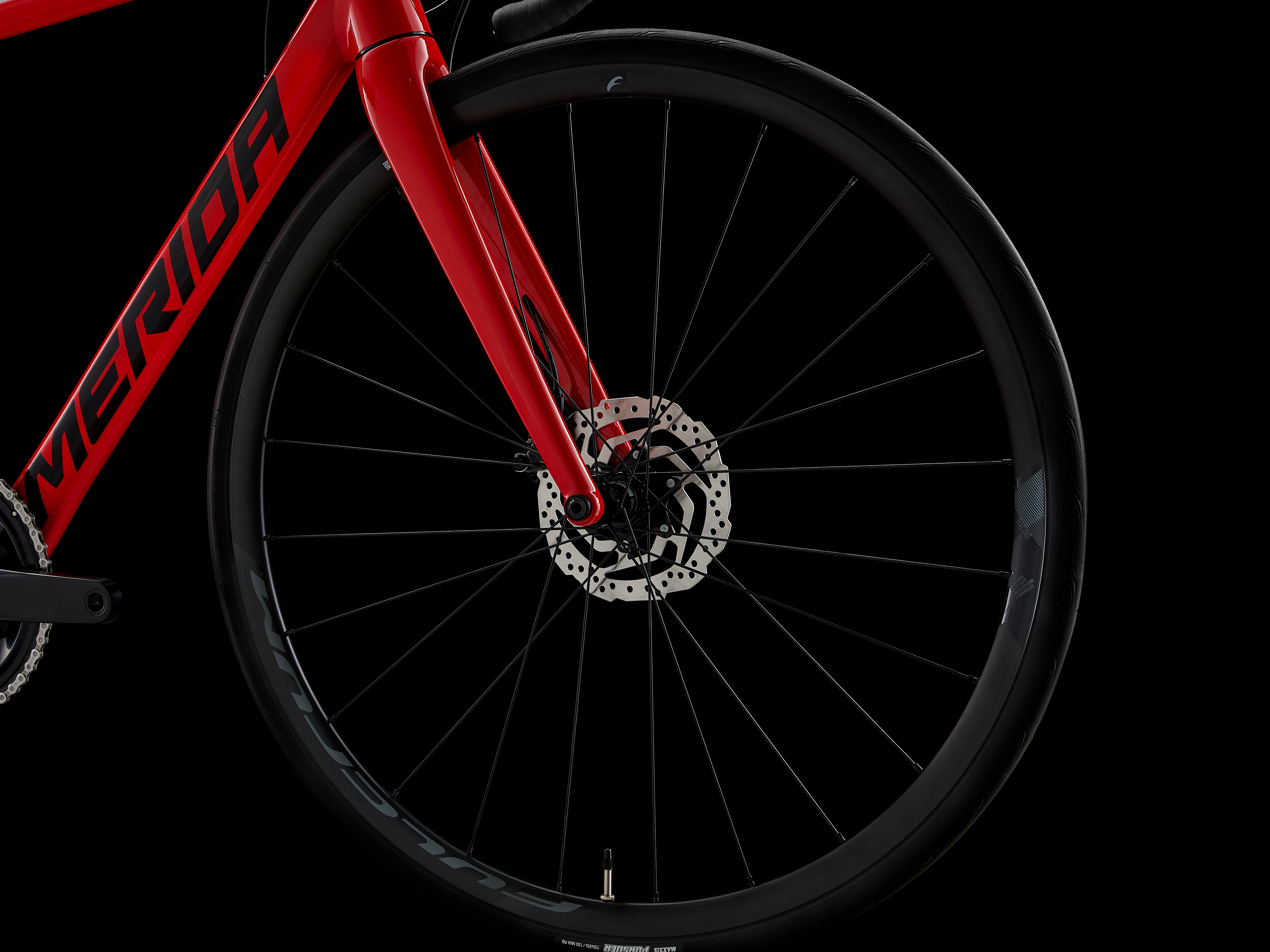 2025】SCULTURA（2025 スクルトゥーラ）700｜MERIDA公式オンライン