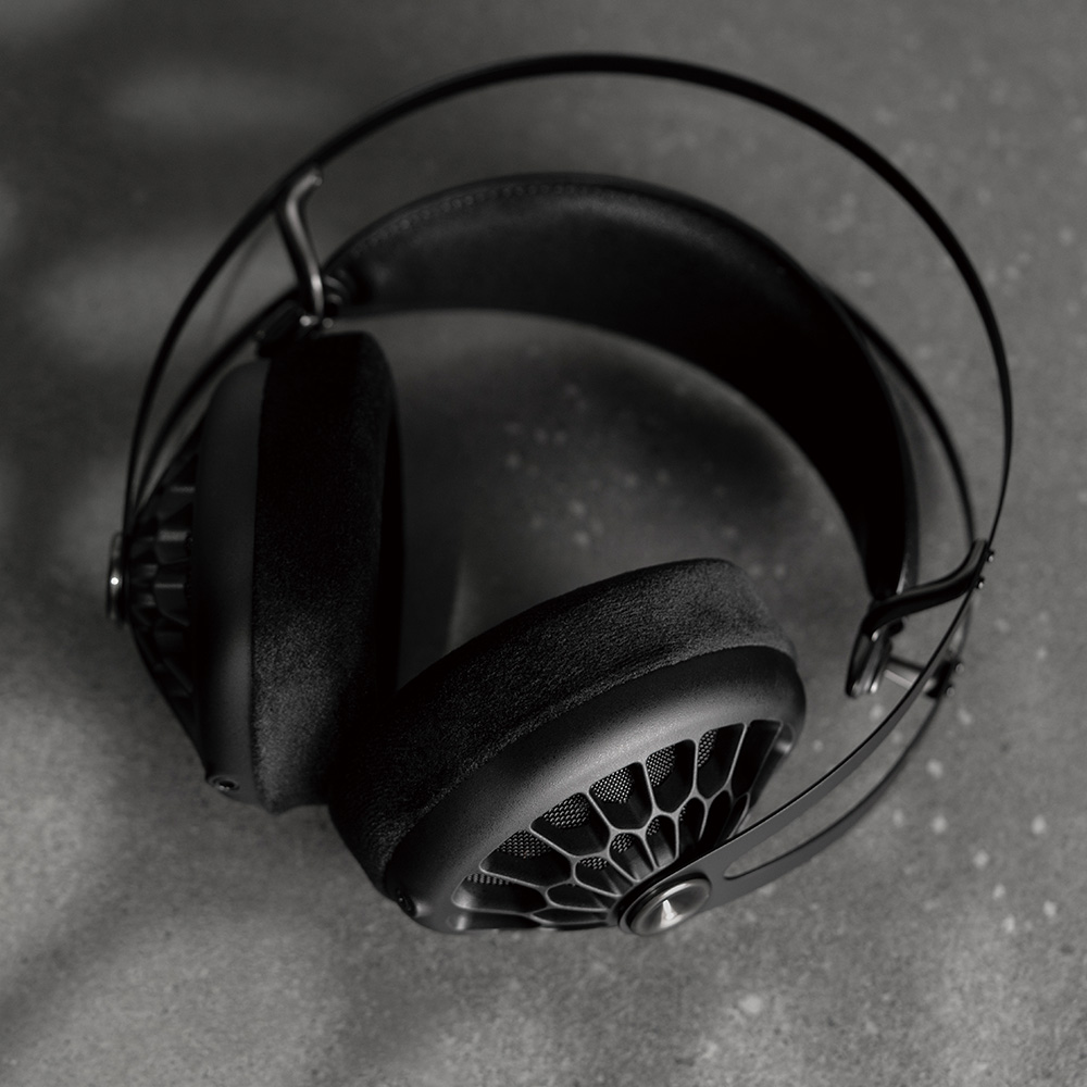 105 AER - Meze Audio | 完実電気オンラインショップ | KANJITSU DENKI