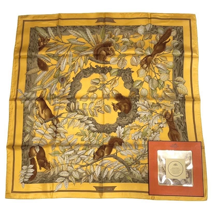 楽天市場】未使用品 HERMES エルメス カレ90 CASSE NOISETTE くるみ