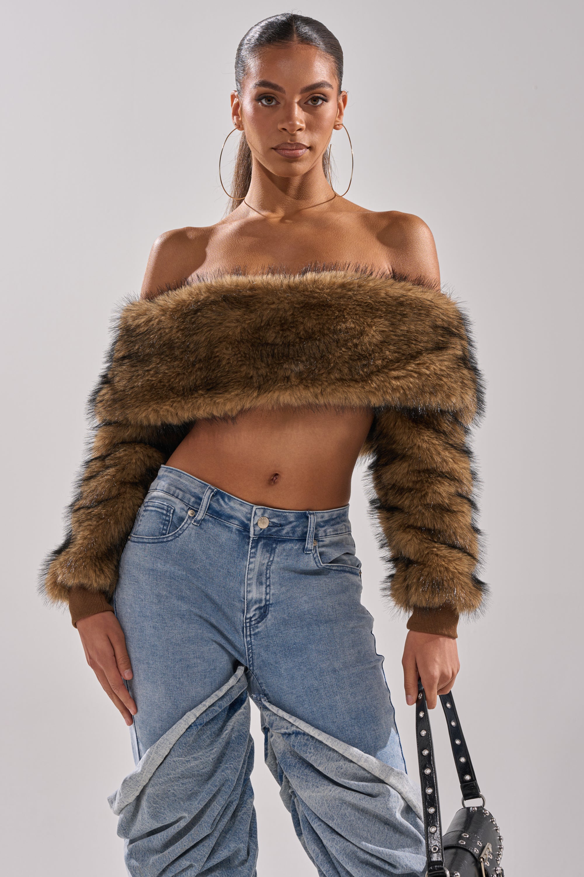 TEDDY BEAR CROPPED LONG SLEEVE TOP – AKIRA