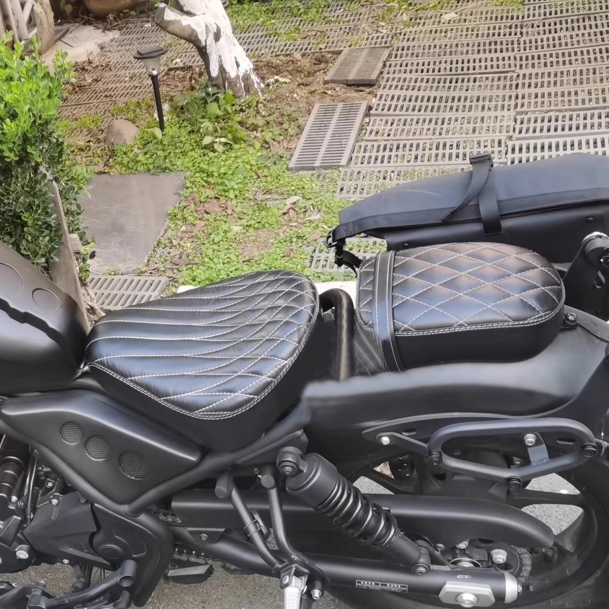ホンダ（HONDA） レブル 1100 シート ソロシート 前後セット バイク