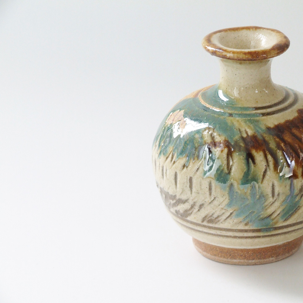 やちむん 民藝 読谷山焼 北窯 松田共司油壺 中 飛鉋に緑 : おまめ