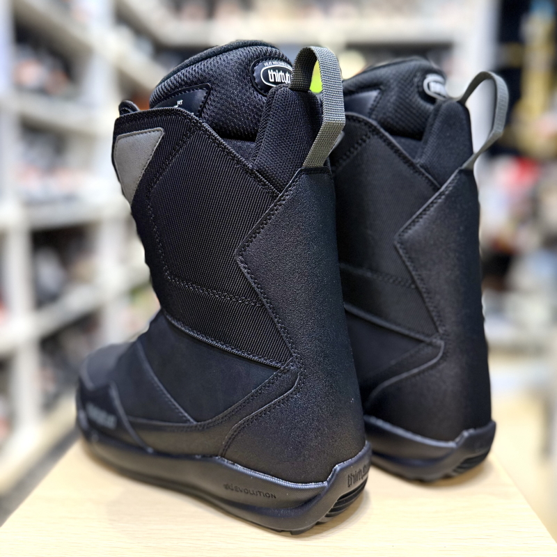 24-25 THIRTYTWO SHIFTY BOA カラー:BLACK 25.5cm サーティーツー