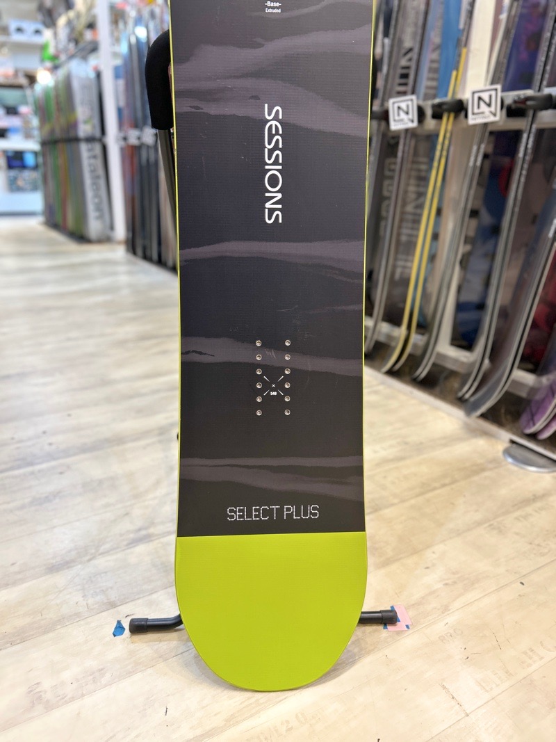 ラスト1点】メンズ スノーボード 板 型落ち SESSIONS SELECT PLUS