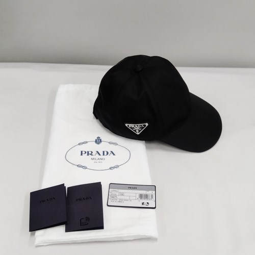 PRADA（プラダ） 【爆買】PRADA 帽子 キャップ ロゴ Re Nylon ベース