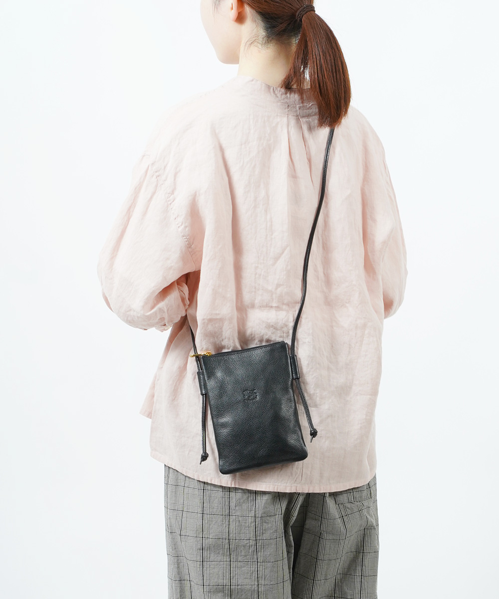 IL BISONTE（イルビゾンテ） クロスボディバッグ ミニバッグ