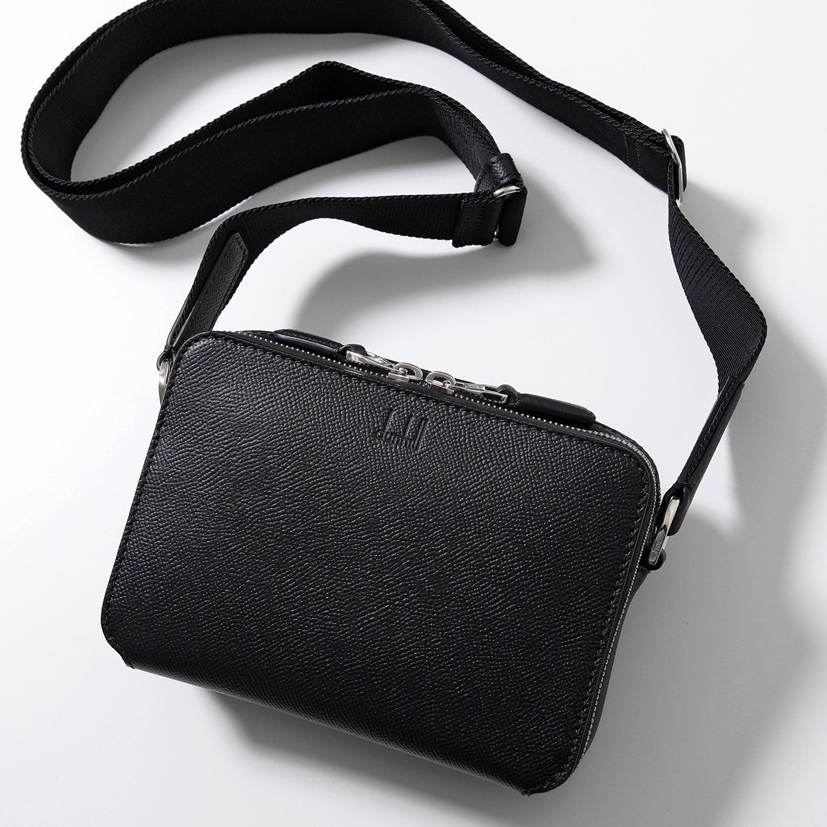 dunhill（ダンヒル） ショルダーバッグ CADOGAN CROSSBODY POCHETTE