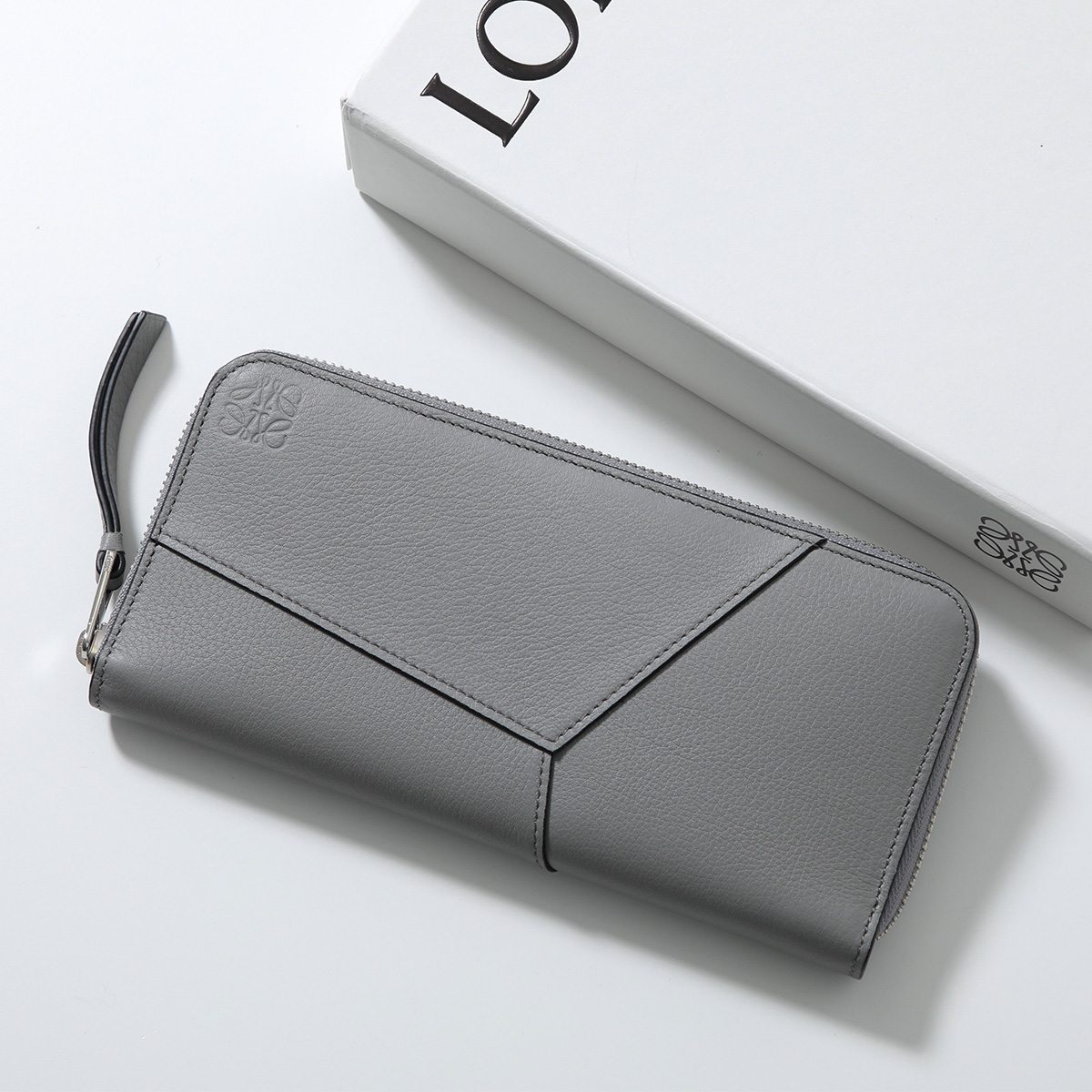 LOEWE（ロエベ） ラウンドファスナー長財布 PUZZLE EDGE ZIPPED OPEN