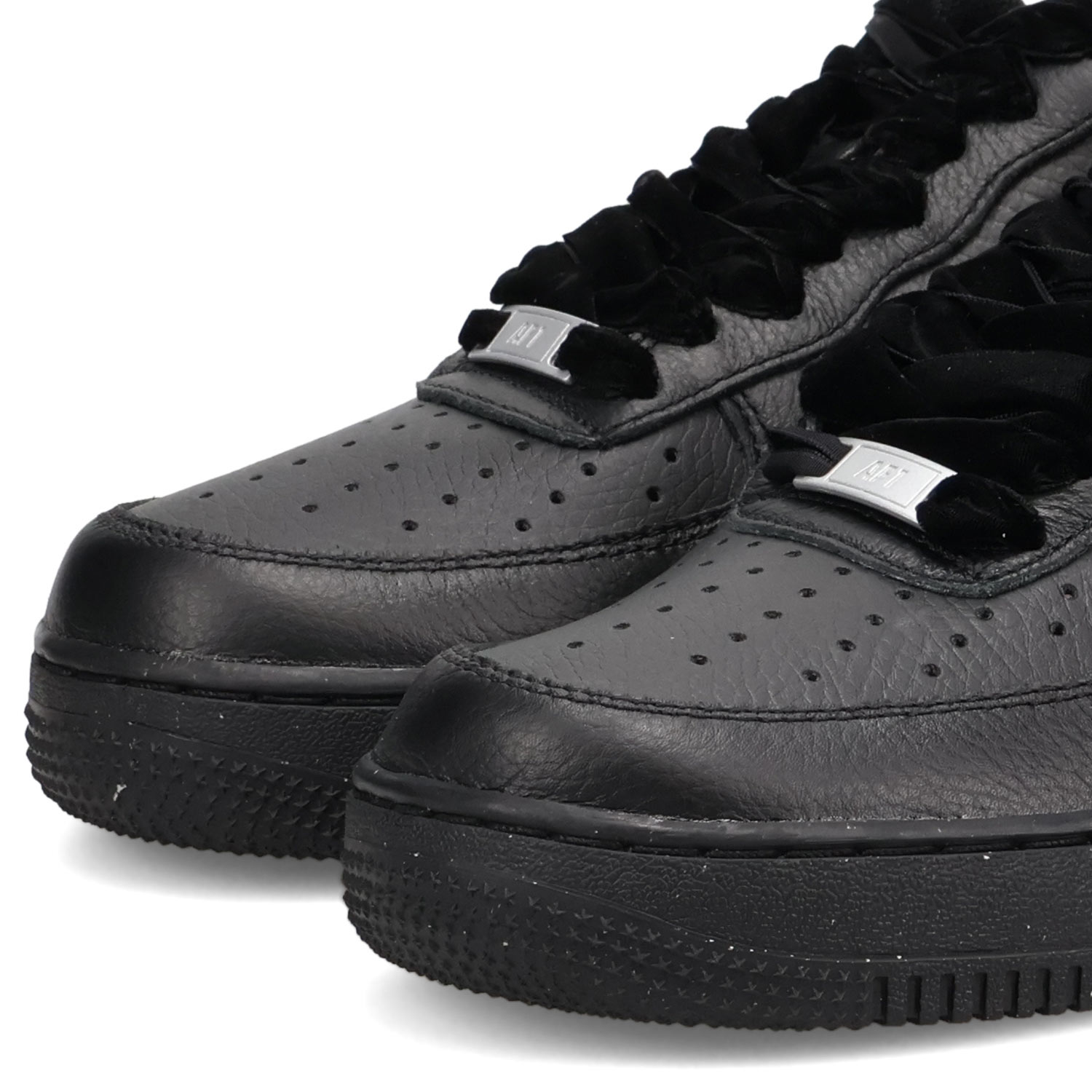 nike-hv4403-001_5.jpg