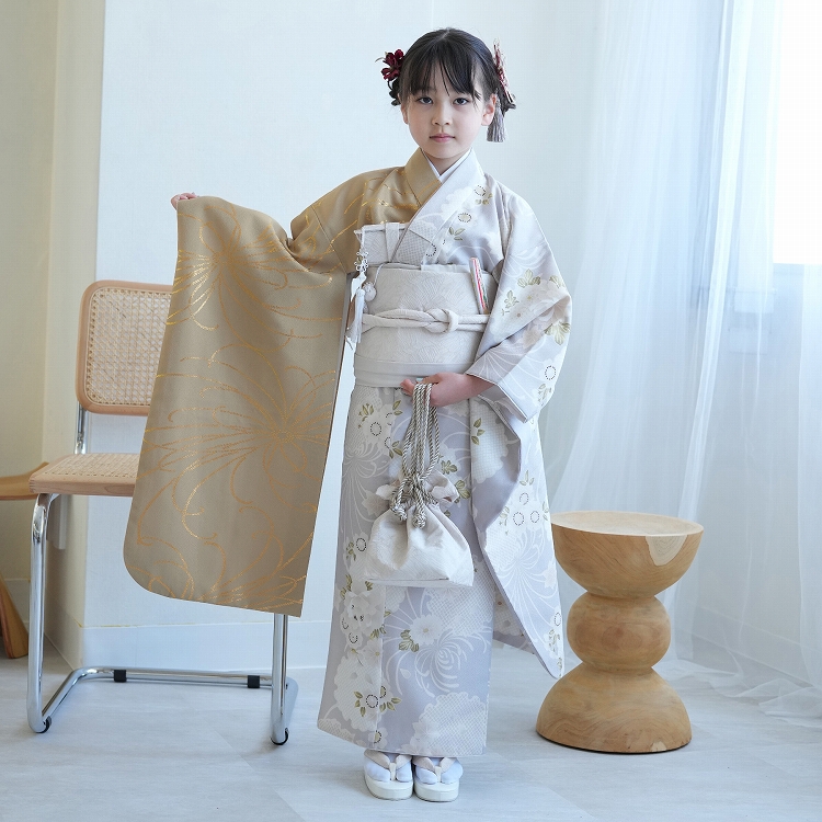 レンタル 七五三 着物 7歳 ひよこ商店 古典柄 レトロ 花 四つ身 半身