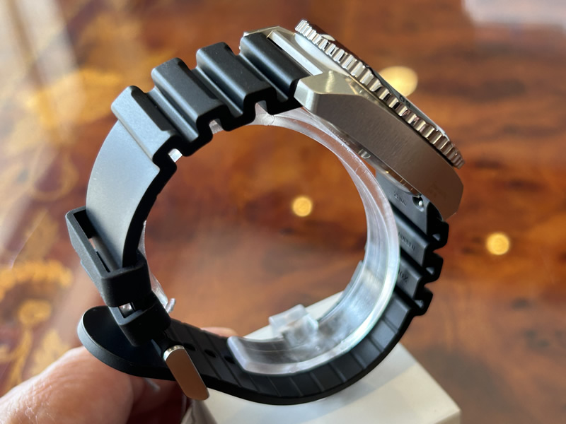 VICTORINOX（ビクトリノックス） 腕時計 DIVE PRO ダイブプロ クォーツ