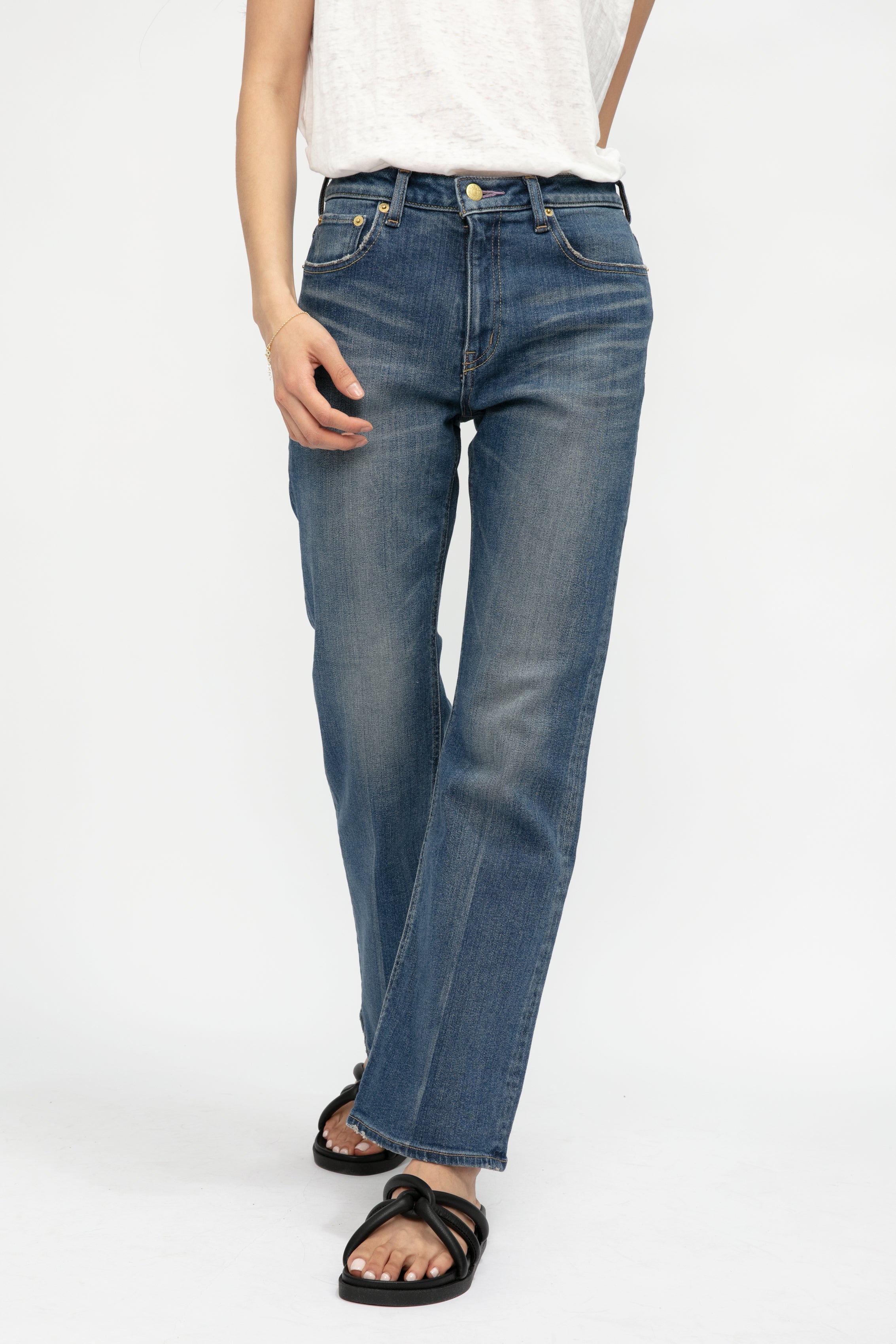 TUESMONTRESORTheAmethystJeanin