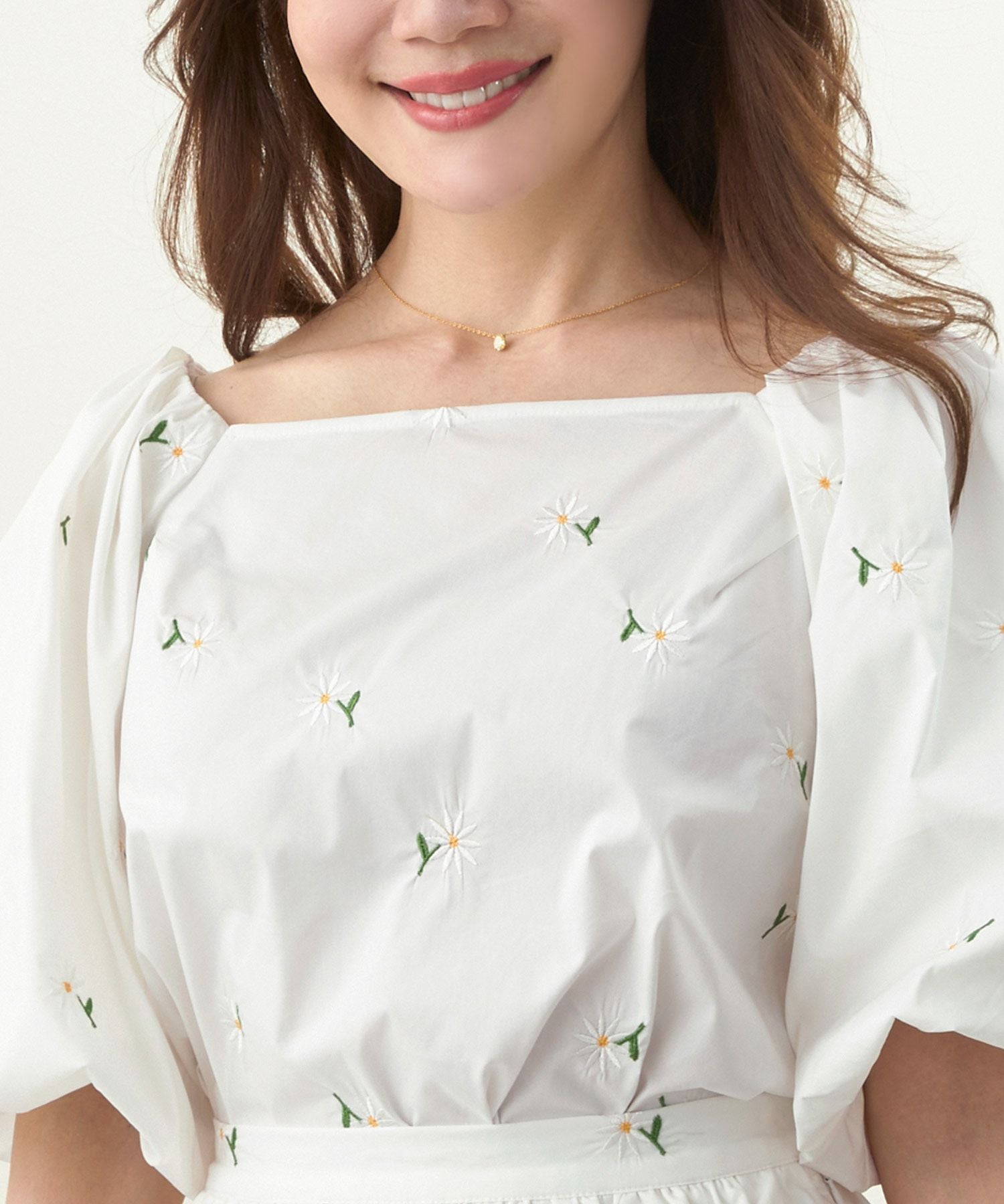 マーガレット 花刺繍 パフスリーブ ブラウス 半袖 Liala×PG 全3色