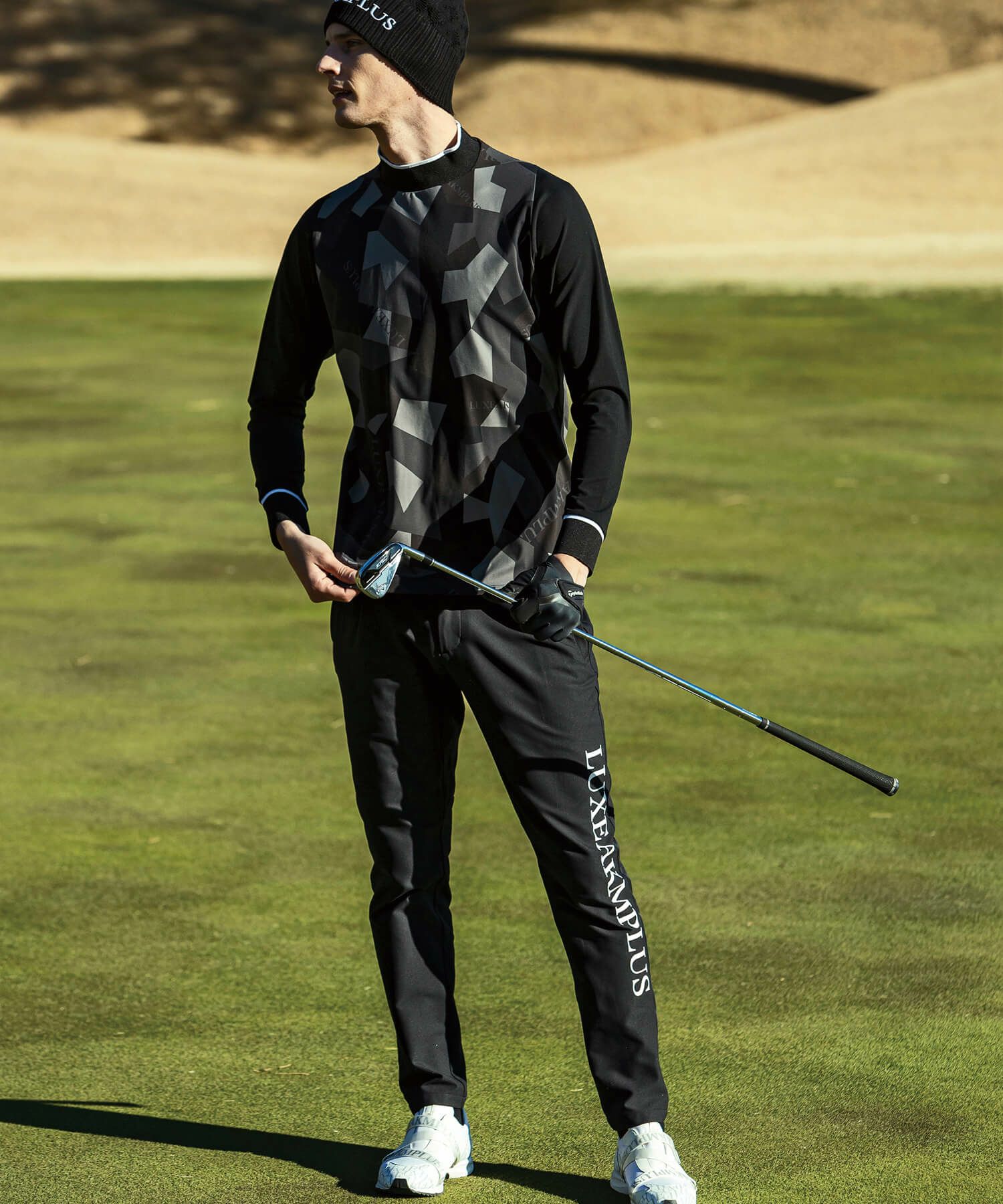 LUXEAKMPLUS(リュクスエイケイエムプラス)ゴルフ サイドロゴグラフェン