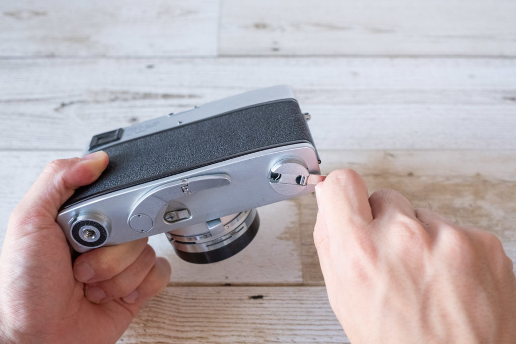 キヤノン初の大衆向けカメラ「Canonet（キヤノネット）」の使い方から