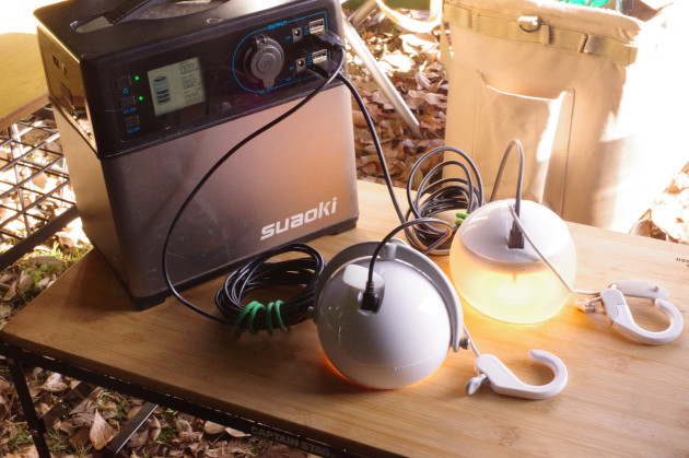 スノーピークほおずきはマイクロUSBケーブルによるバッテリー給電で