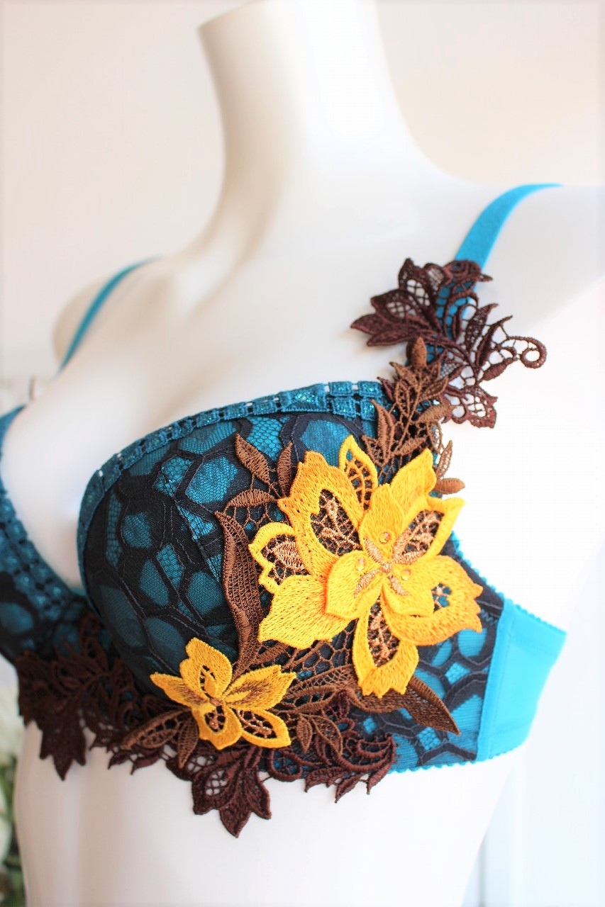 ケニアランジェリ～♡ サルート44group BSカラー | La Sorbonne（ラ