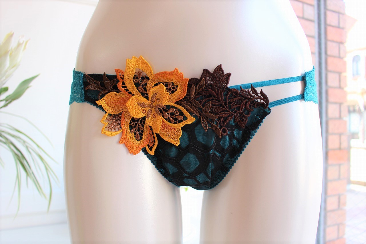 ケニアランジェリ～♡ サルート44group BSカラー | La Sorbonne（ラ