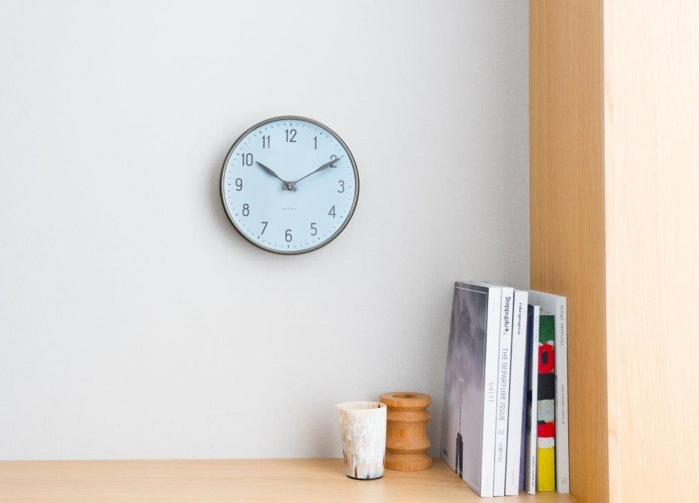 ARNE JACOBSEN TABLE CLOCK / ROMAN CLASSIC 【リミヤコブセン