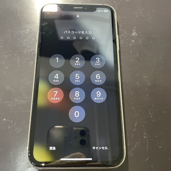 画面割れても早めに画面交換すればデータが助かる確率は高くなります