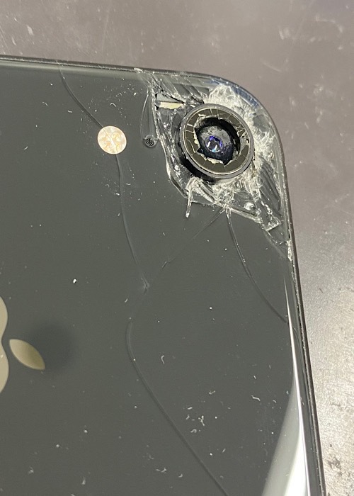 超絶悲報】私のiPhoneカメラがダブルパンチで壊れている件～仙台市青葉