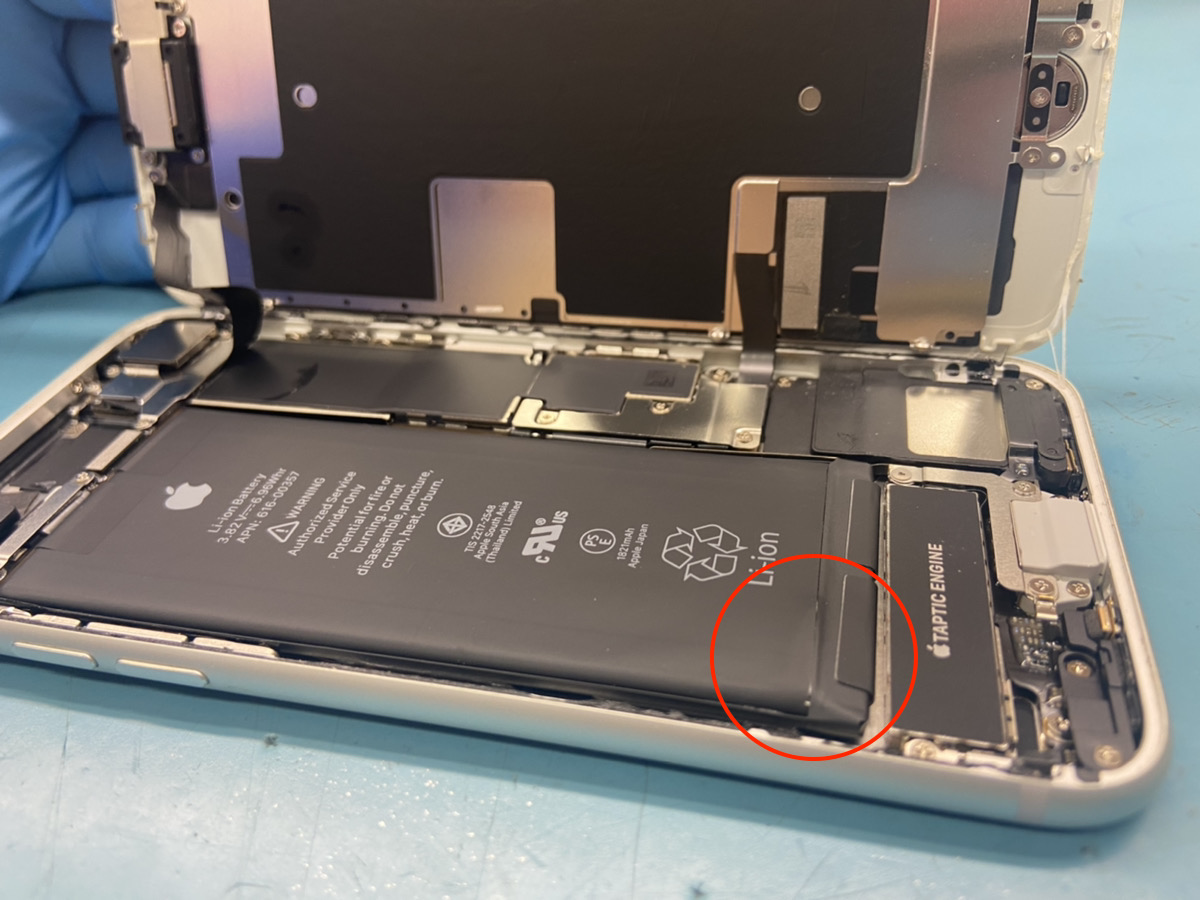 iPhoneの画面が一部白い…？ | お近くのiPhone修理センター・モバイル