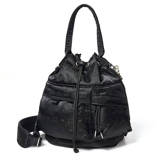 吉田カバン「POTR」カタログ】オン・オフ兼用に最適なシリーズ