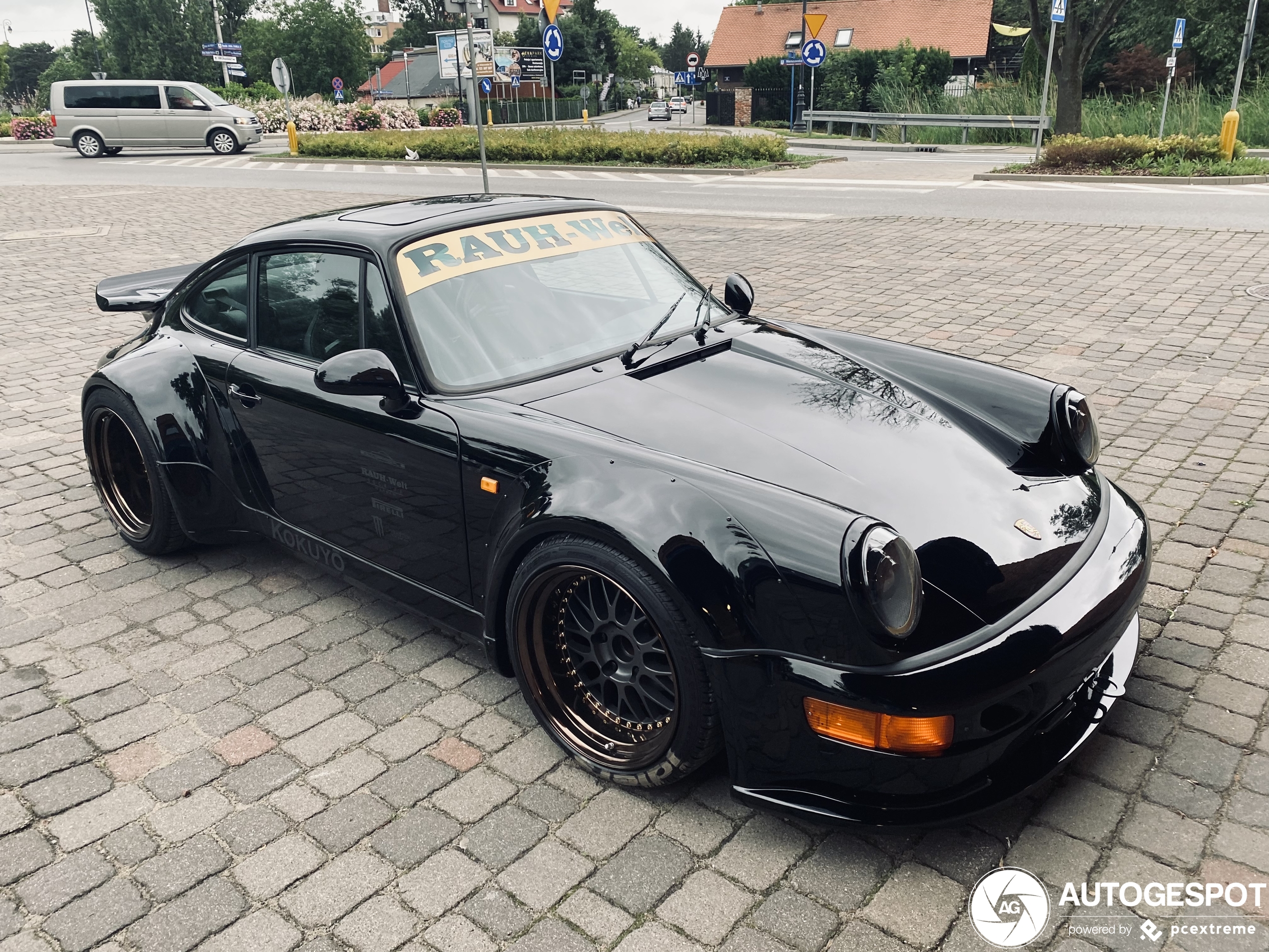 Porsche 964 Rauh-Welt Begriff - 02 July 2022 - Autogespot