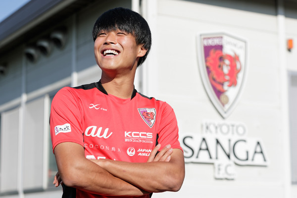 堂安律のように海外リーグに行きたい岩崎悠人。「もう20歳ですから