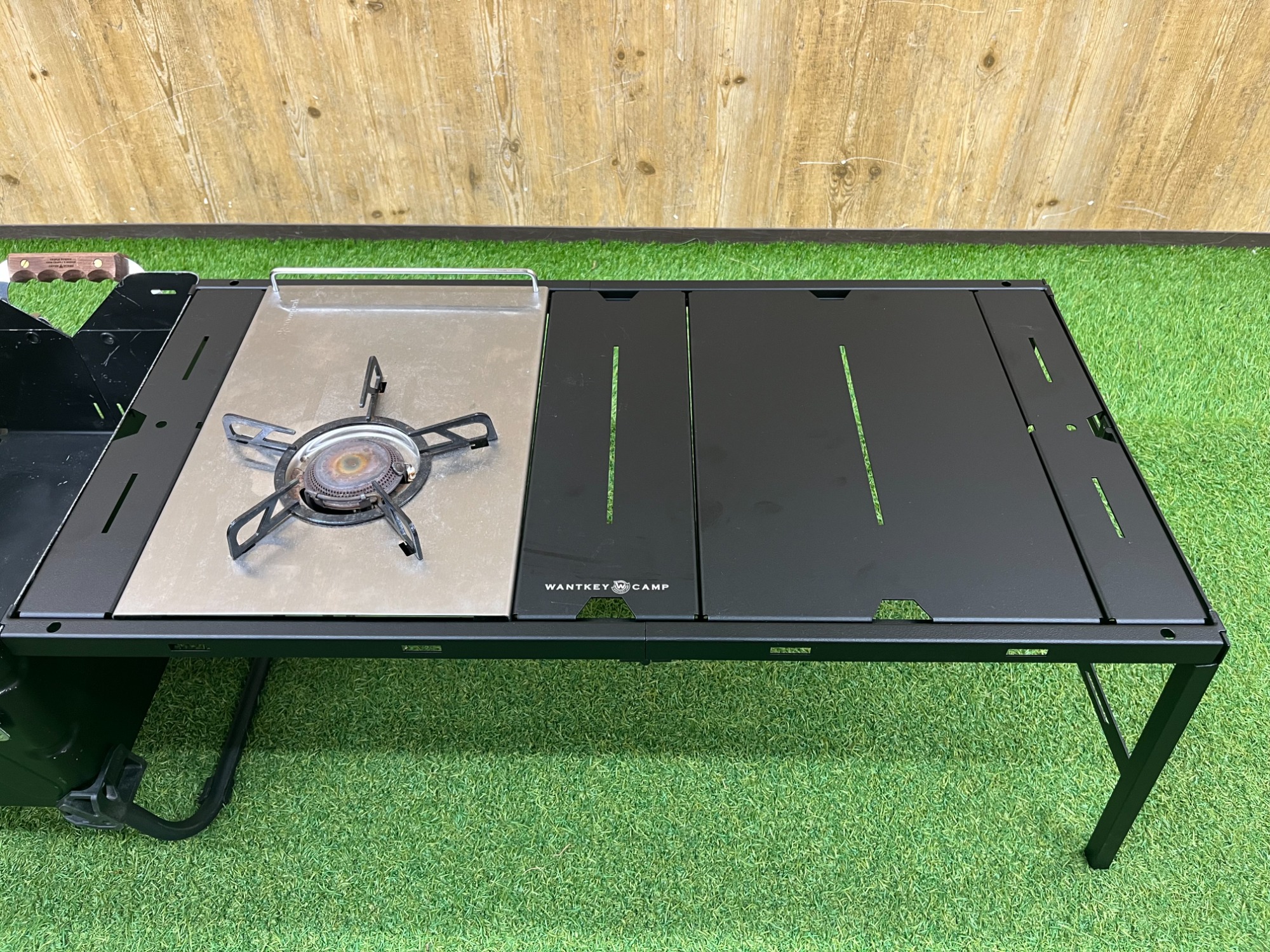 シェルコンスタイルの完成形！話題のウォンキーキャンプ「CNT25」が