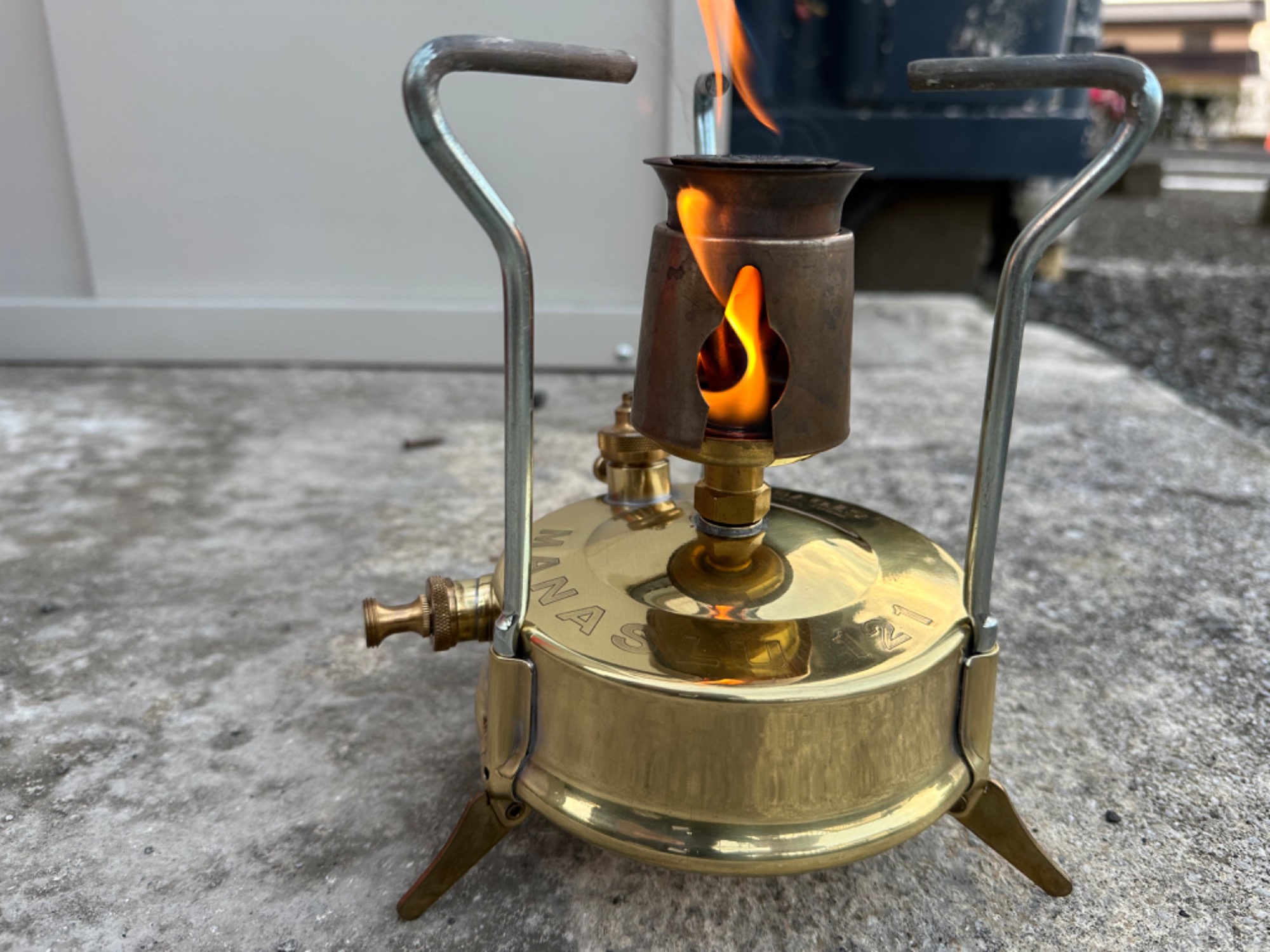趣あるケロシンバーナーのご紹介です。【入手困難 マナスル121