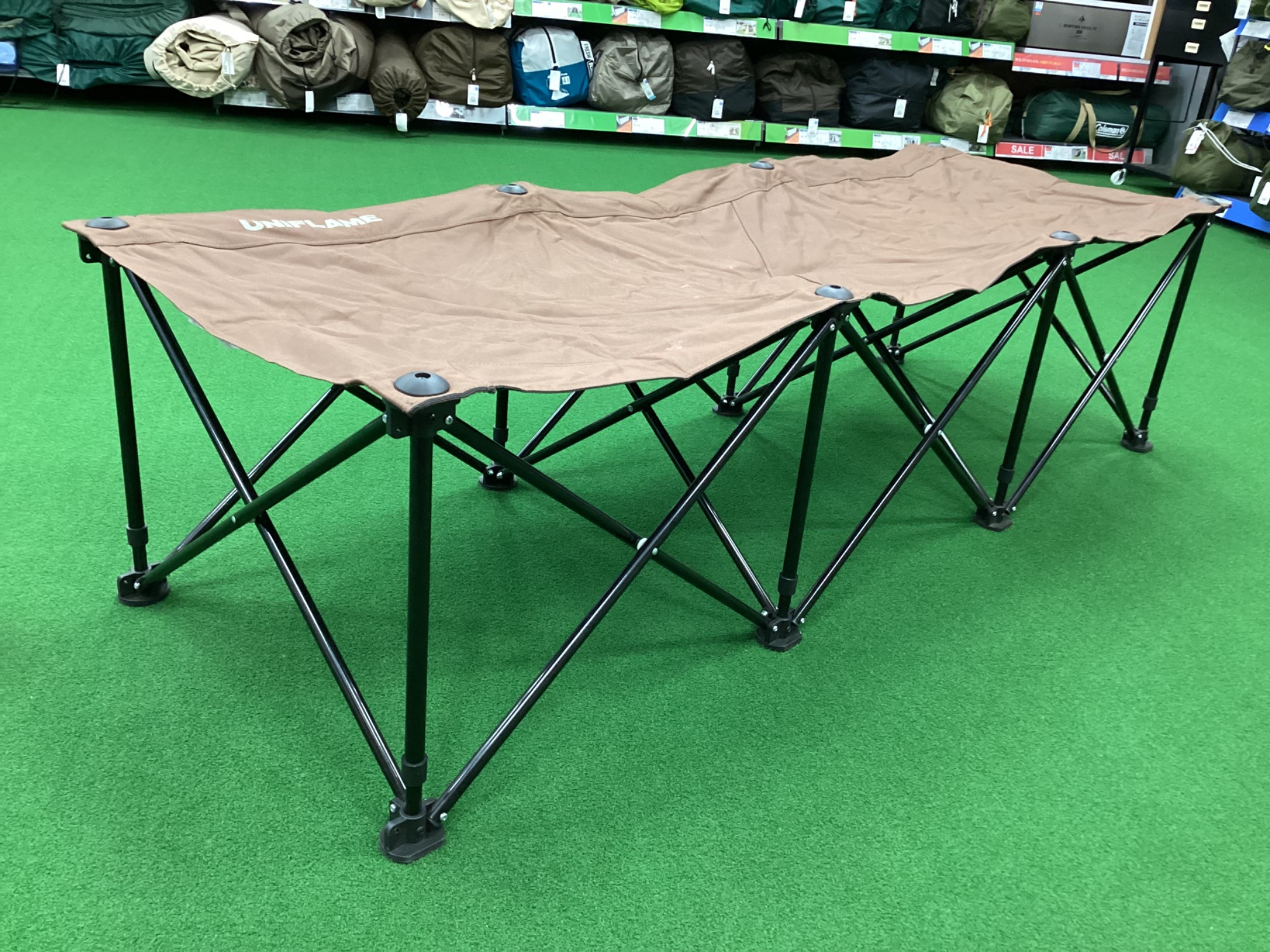 超簡単！ワンタッチで広げて終わり！ユニフレームのリラックスコット