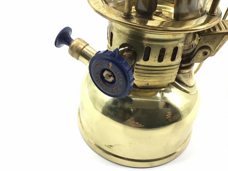 入手困難！手のひらサイズのPetromax(ペトロマックス) HK150ブラス