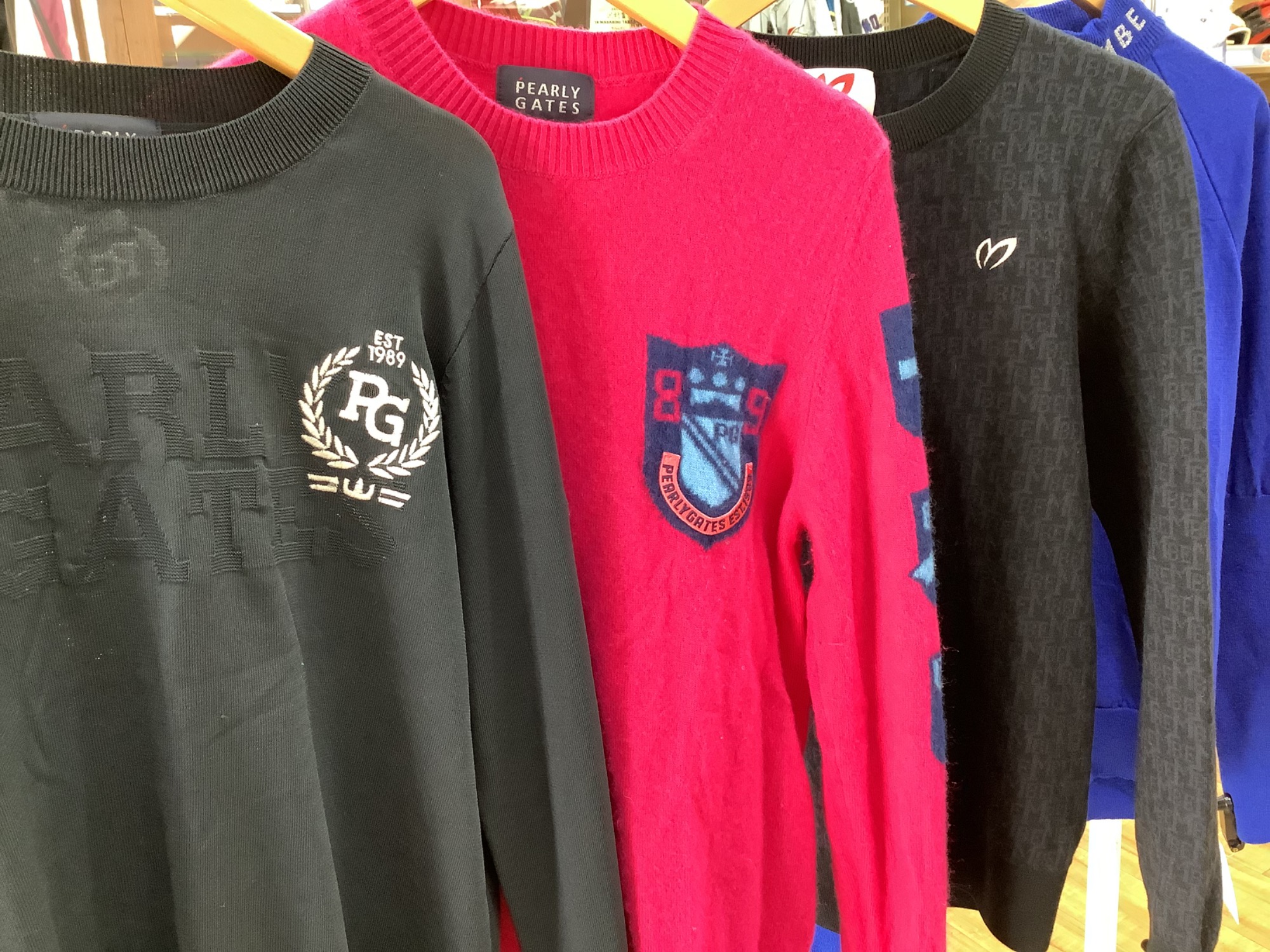 パーリーゲイツやマスターバニーなど人気ゴルフウェア多数入荷しました