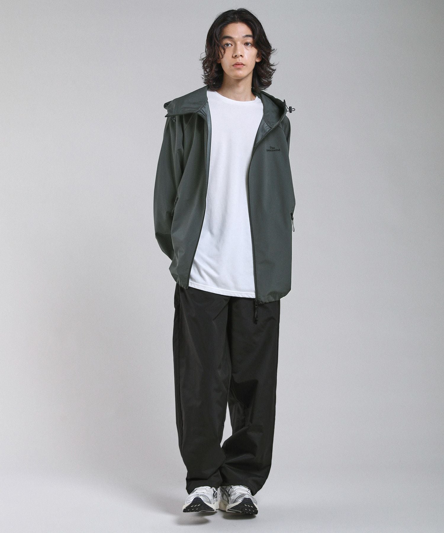 胸刺繍ロゴ裾ドローコード防水透湿止水ジップ3レイヤー長袖テック