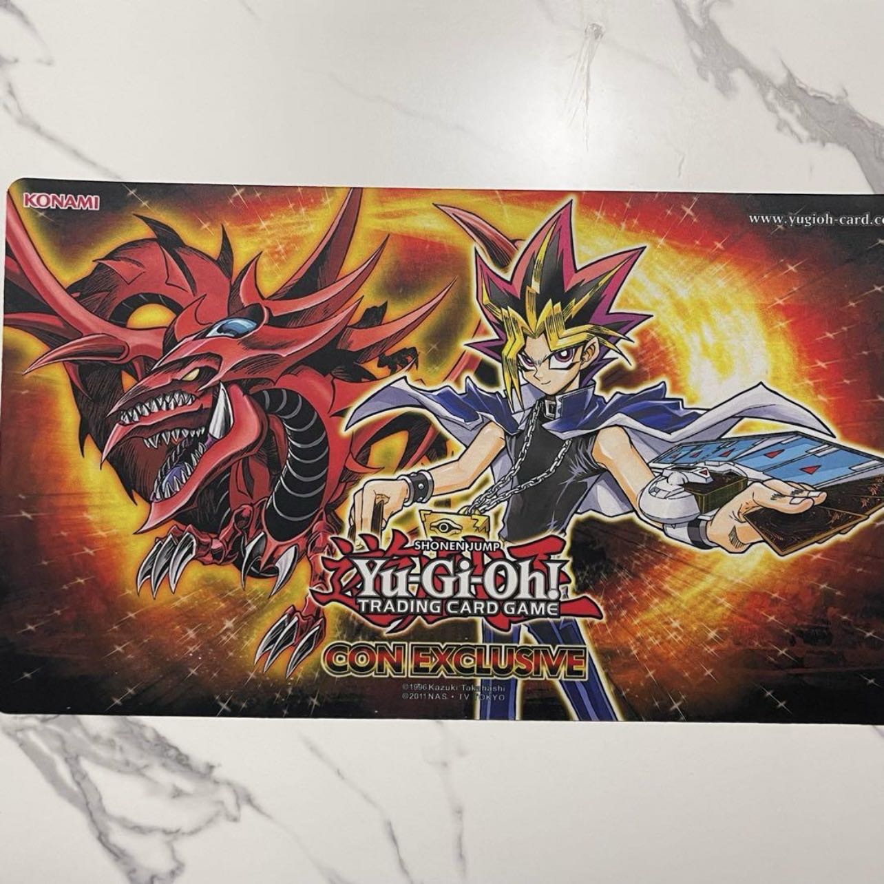 遊戯王 オシリスの天空竜 遊戯 CON EXCLUSIVE 公式プレイマットの通販