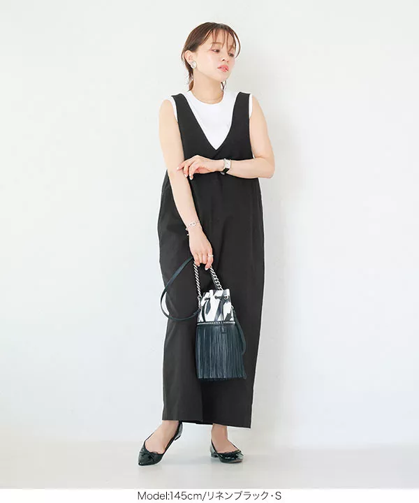 田中亜希子さんコラボ ］Vネックストレートサロペットスカート [E2992