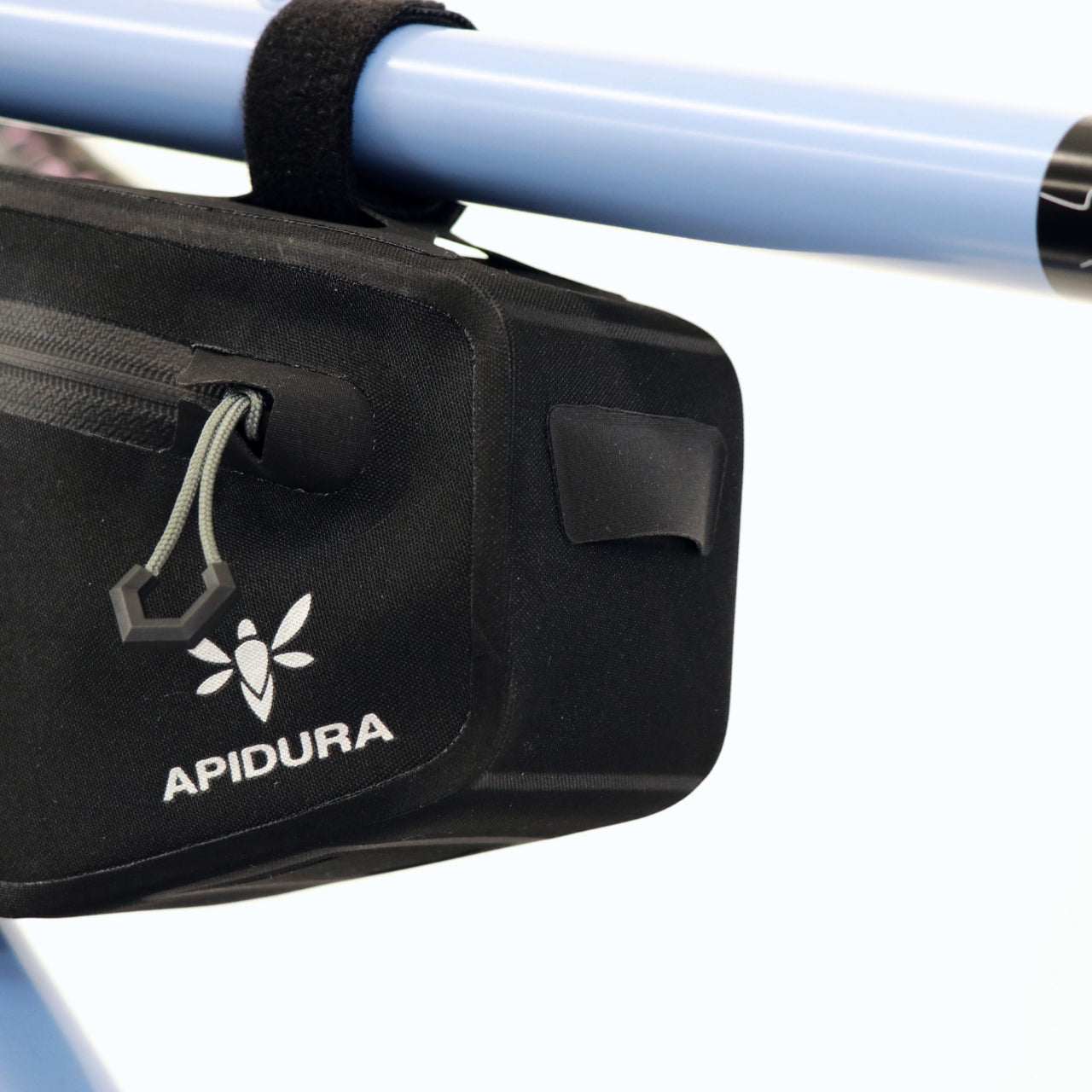 APIDURA / バックカントリー・フレームバッグ（1L） – 京都の自転車屋