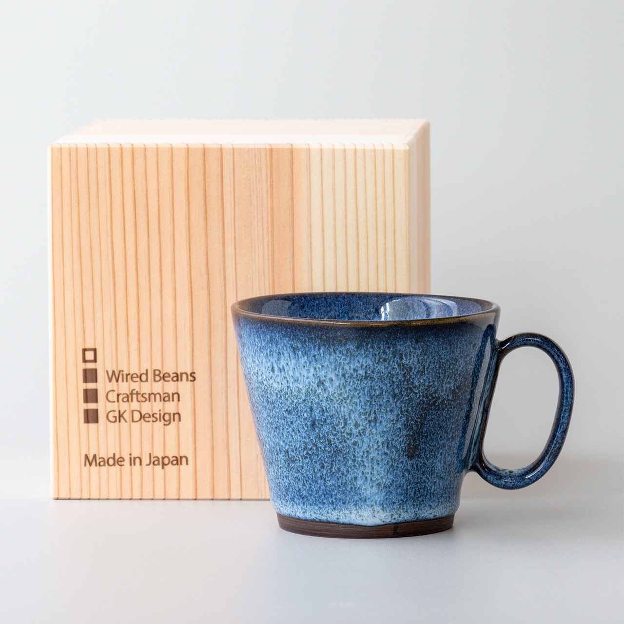 杉箱入り】生涯を添い遂げるマグ 新庄東山焼 ブルー | Wired Beans