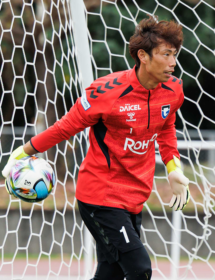 26PROトレーニングハーフジップトップ（GK） 商品詳細 | ガンバ大阪