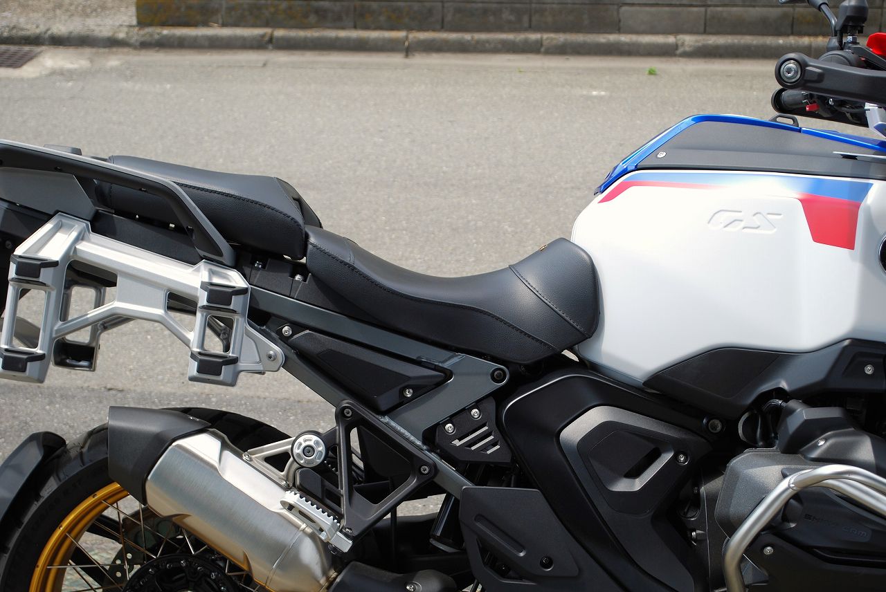 ローシート R1300GS Adventure｜K＆H