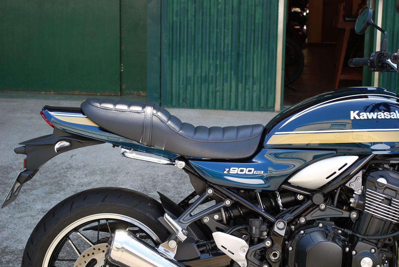 25 Z900RS ミディアムシート Aタックロール （オールタック）｜K＆H