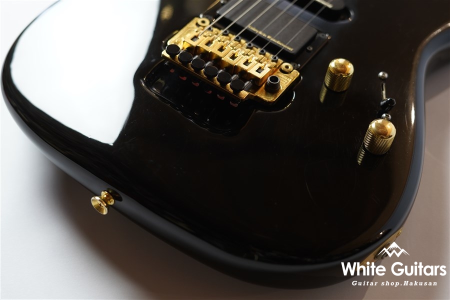 Valley Arts M Series SSH - Black | White Guitars Online Store