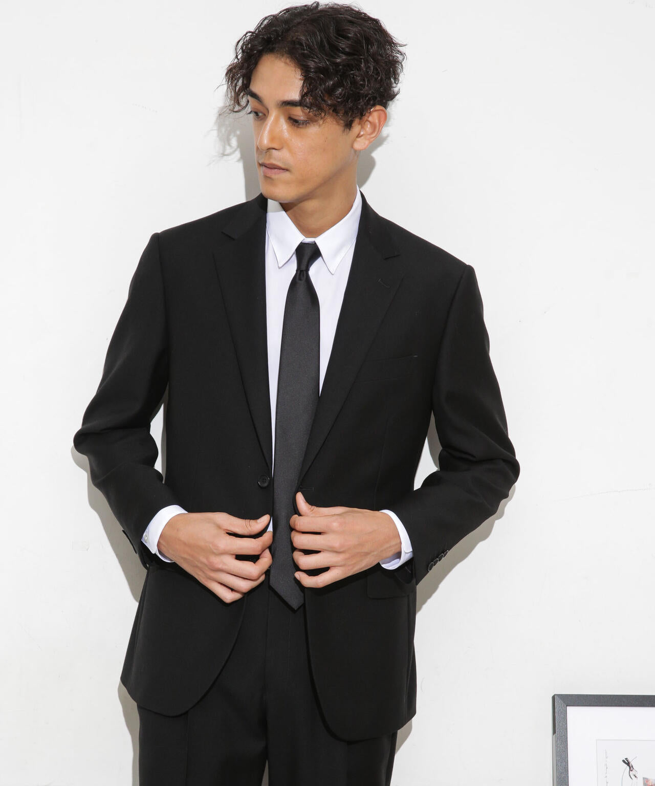 ESSENTIAL LINE」フォーマルブラックジャケット