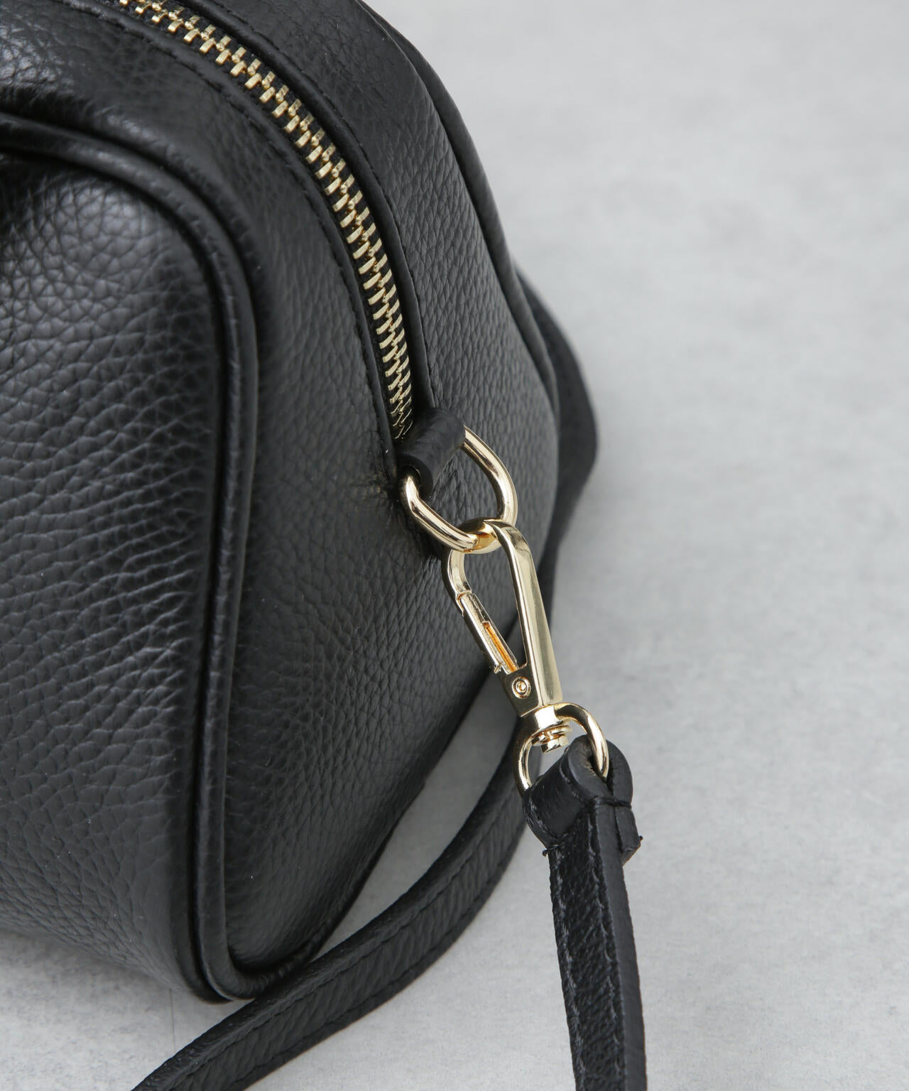 AULENTTI / 2WAY レザー ボストンバッグ