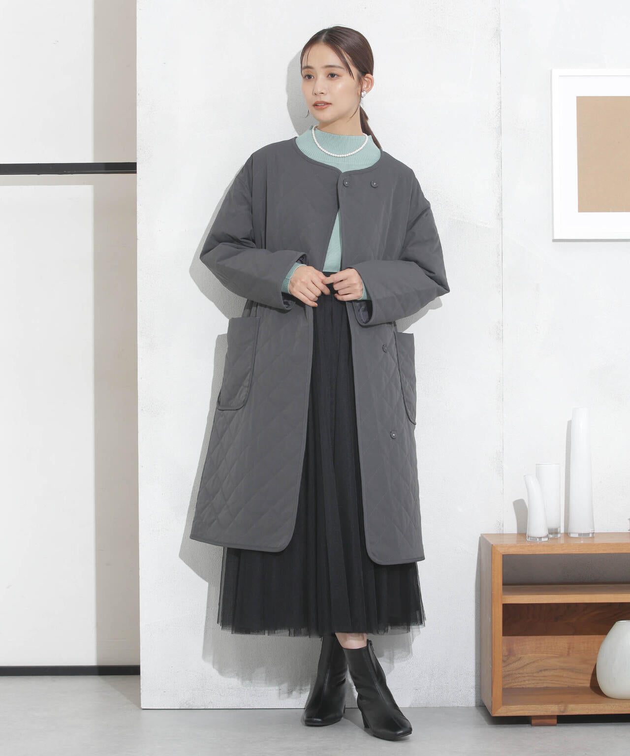 撥水加工・機能中綿 ノーカラーキルティングロングコート