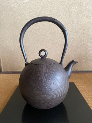 鈴木盛久工房（南部鉄器） – STORIA